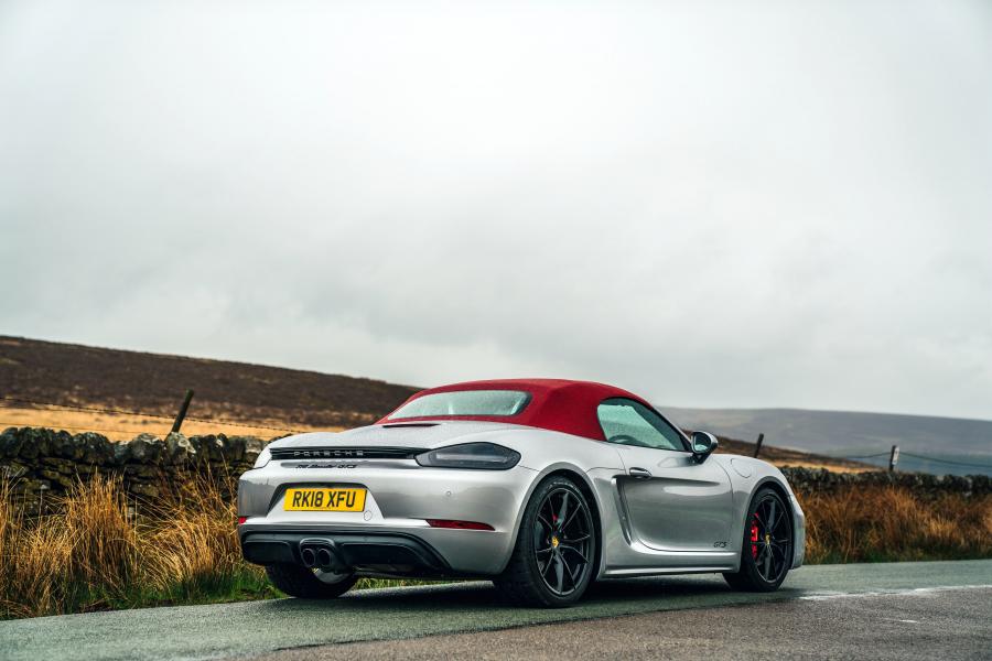  Porsche 718 Boxster GTS (982) 2017 года  (UK) (фото 34 из 40)